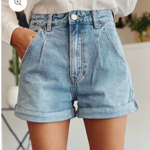 Berthie Jonas Shorts